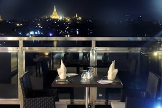 Esperado Rooftop Bar & Restaurant | yathar