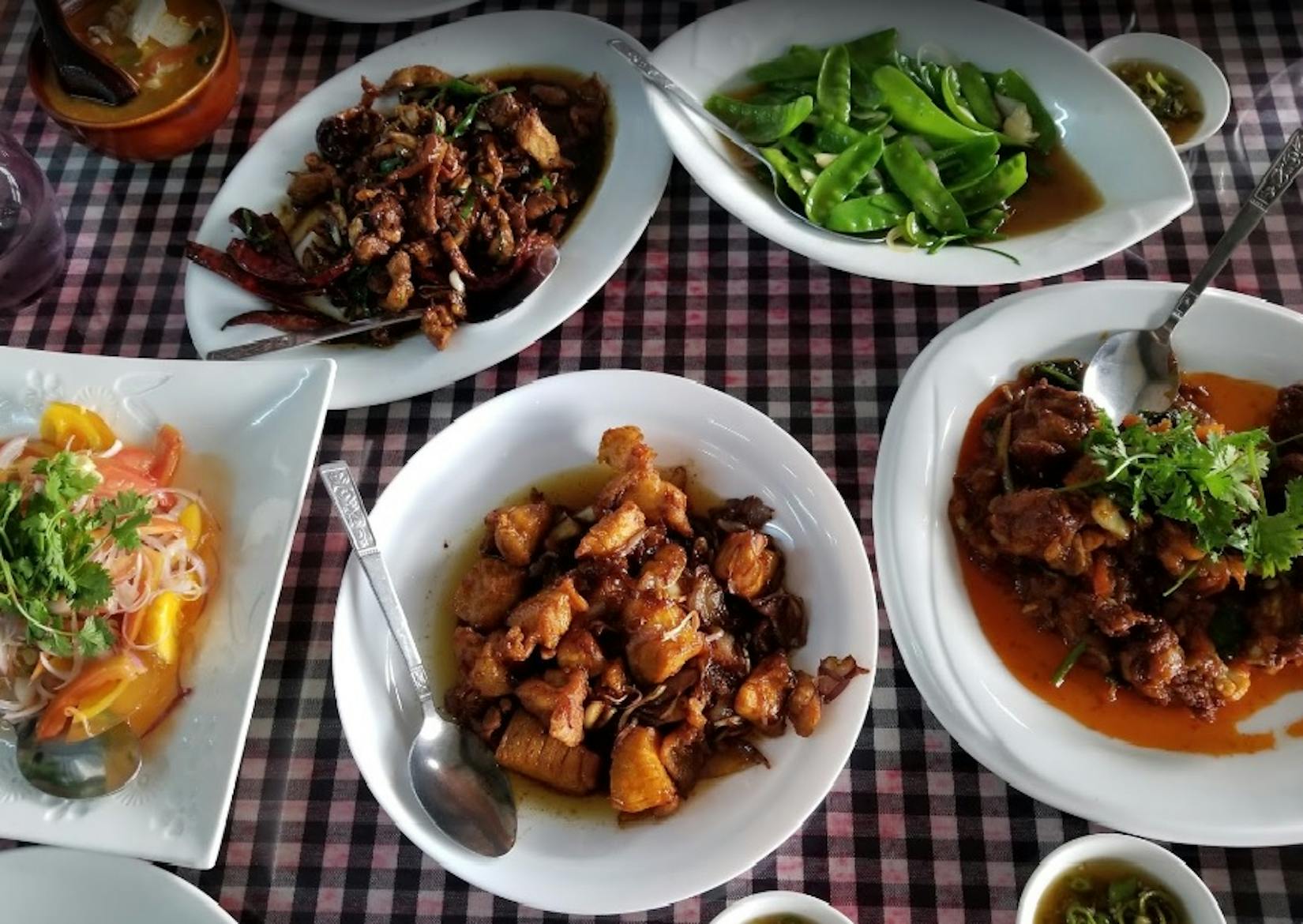 Bone Gyi Restaurant | yathar