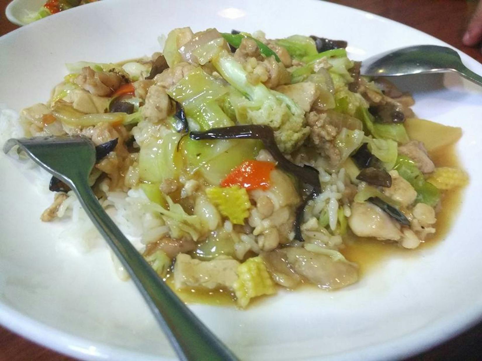 Pwint Phyu Food Centre | yathar