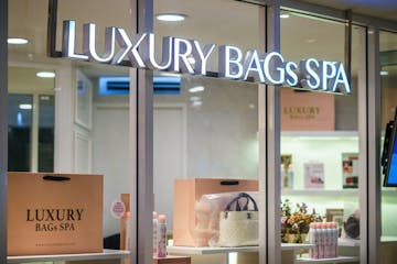 Luxury Bags Spa photo by Hsu Khin Yadanar  | Beauty