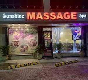 Sunshine Spa Massage | Beauty