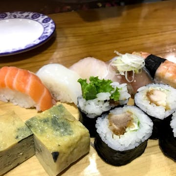 Oishii Sushi photo by Kyaw Win Shein  | yathar