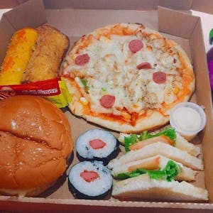 Halal Pizza Family & Burger | yathar