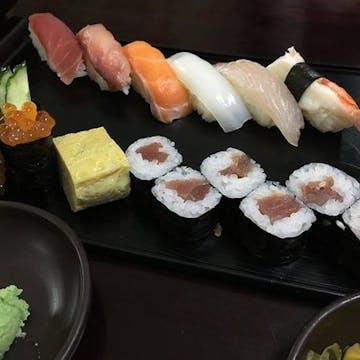 Oishii Sushi photo by 市川 俊介  | yathar