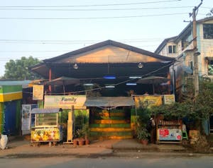 Family Restaurant | yathar