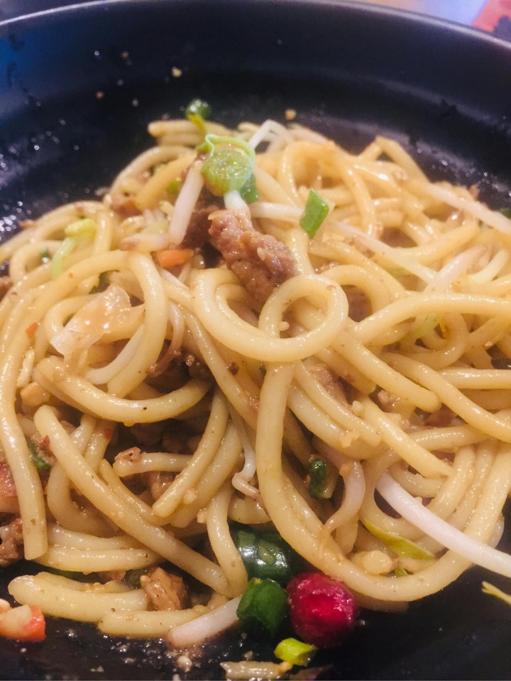 Nom Nom Noodles | yathar