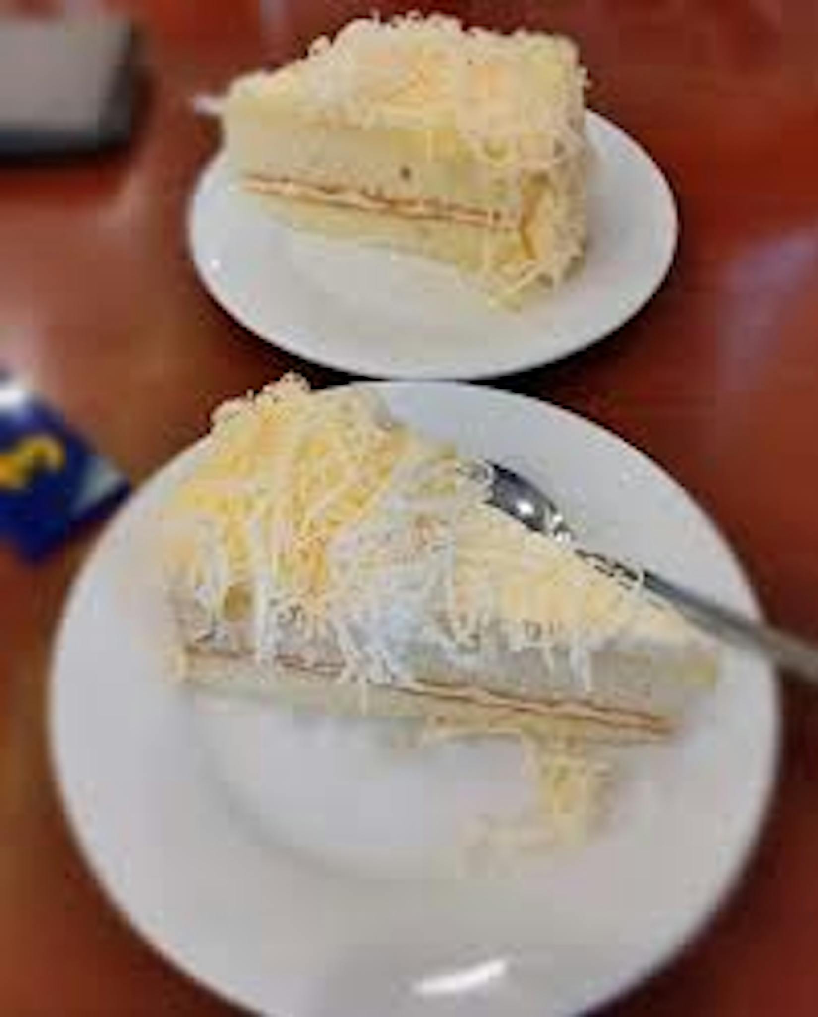 Shwe Pu Zun Cakes and Cold Drinks | yathar