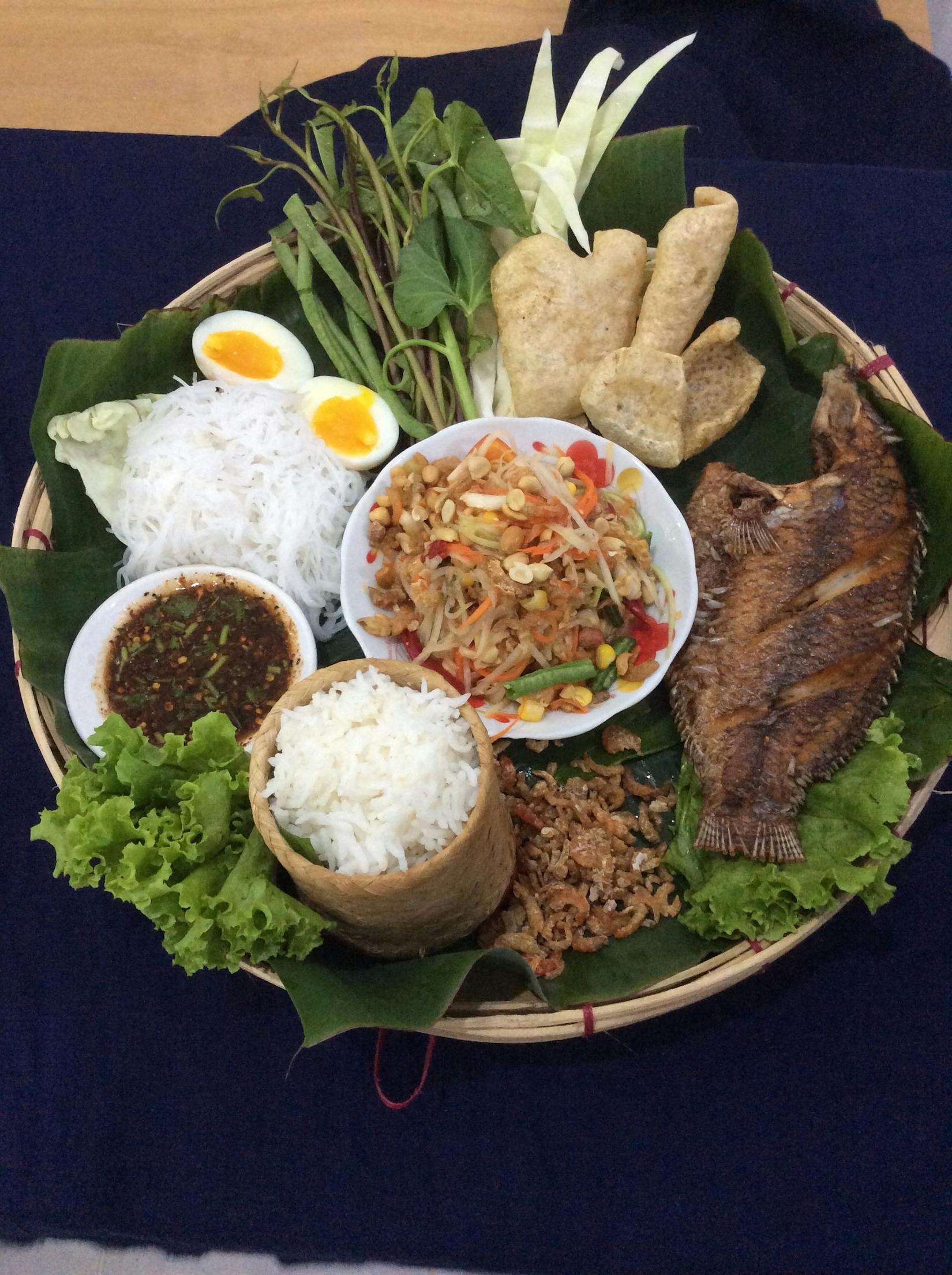 Tam Thai(Thai Food & Som Tum)(ထိုင်းအစားအစာ+သင်္ဘောသီးထောင်း) | yathar