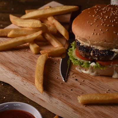 Australia Beef Ham Burger	ဟမ္ဘာဂါ | SKY FOOD | yathar