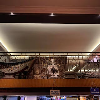 Traditional DC Bar | yathar