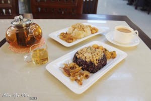 Shwe Pyi Moe Cafe | yathar