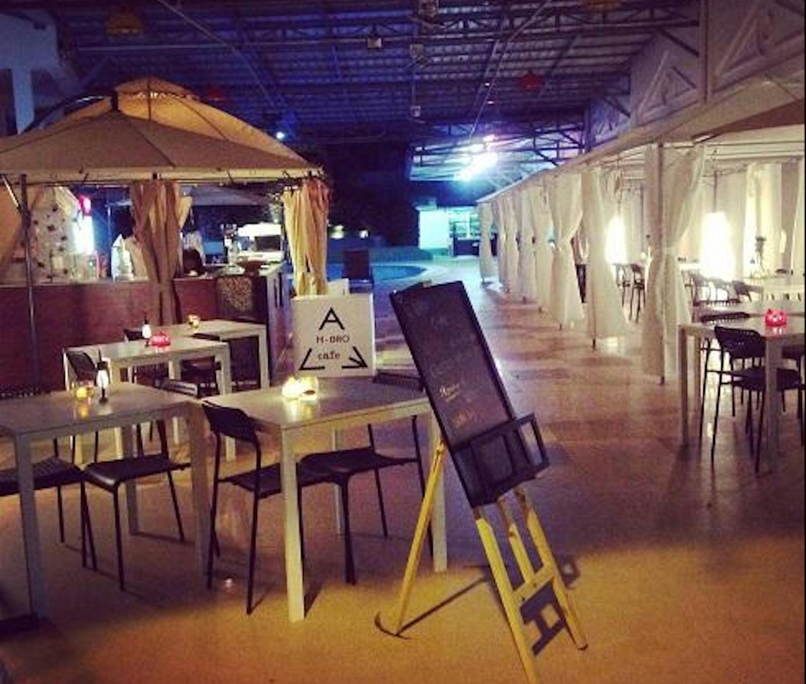 H-BRO cafe | yathar