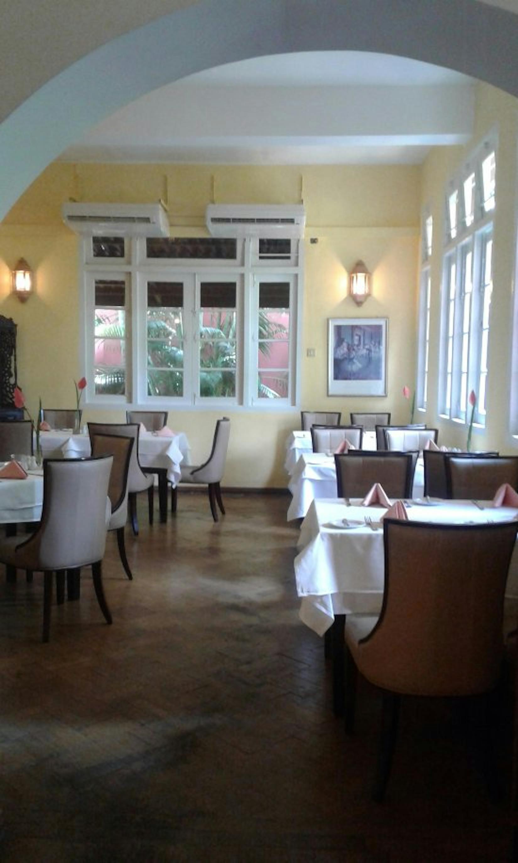 L'Opera Italian Restaurant & Bar (at Inya Lake) | yathar
