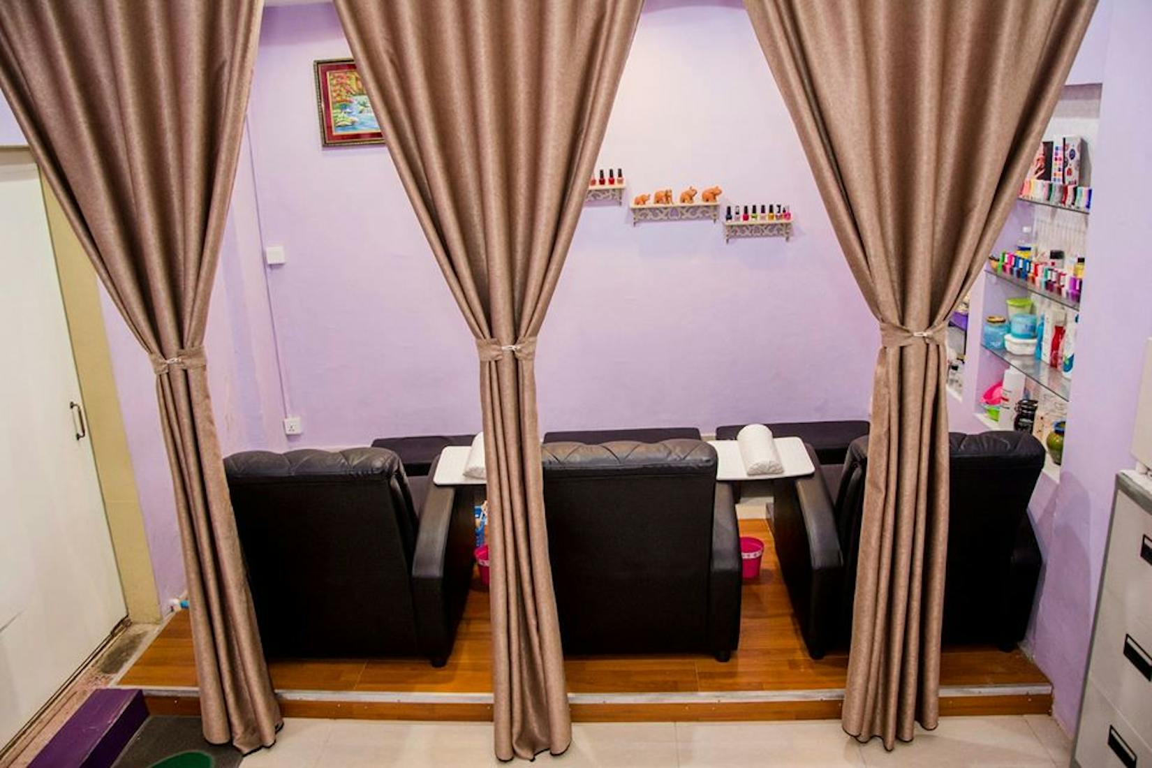 Yangon Flower / Flower Nail salon | Beauty