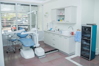 Dr.Tooth Dental Clinic | Medical