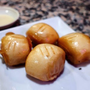 မန်ထိုကြော် (Fried Mantou) | Little Boss Dumpling & Noodle (Thaketa Capital branch) | yathar