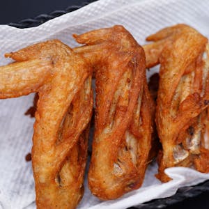 ကြက်တောင်ပံကြော်(Chicken Wings) | Little Boss Dumpling & Noodle (Thaketa Capital branch) | yathar