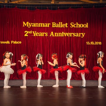 Myanmar Ballet School photo by Takashi Sato  | Beauty