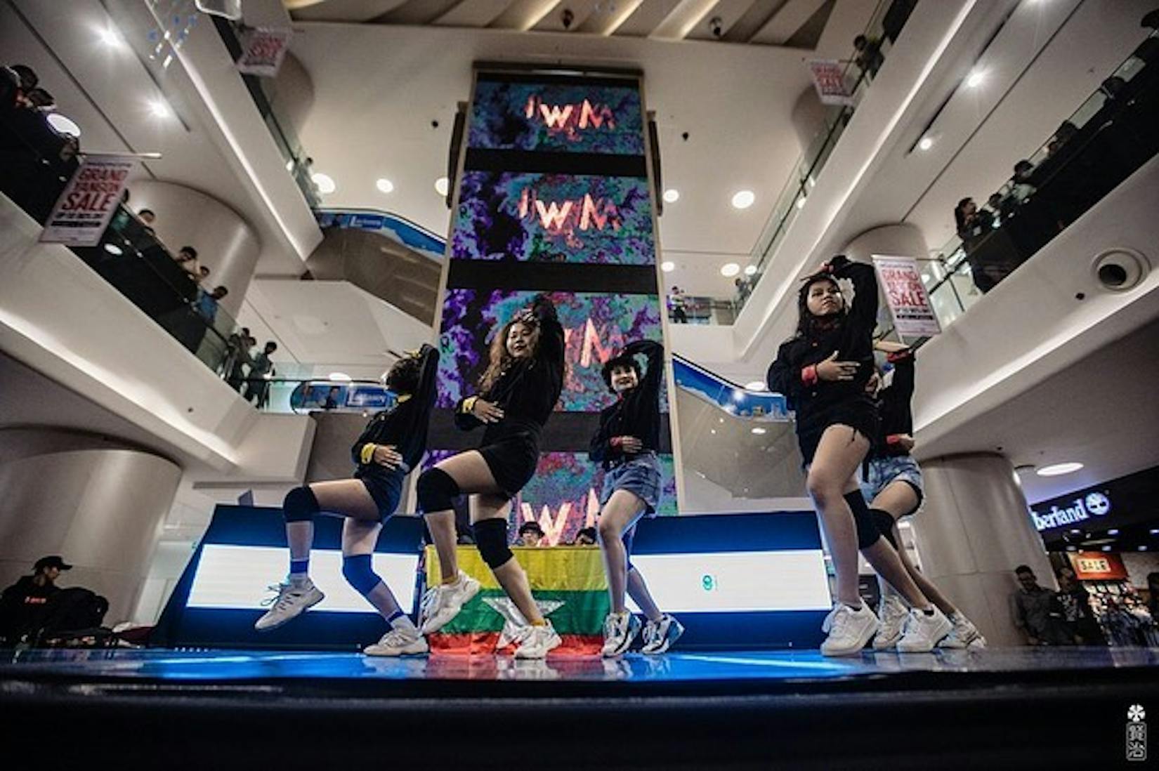 dwM Dance Academy | Beauty