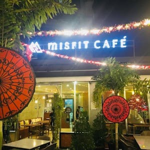 Misfit roof Cafe | yathar