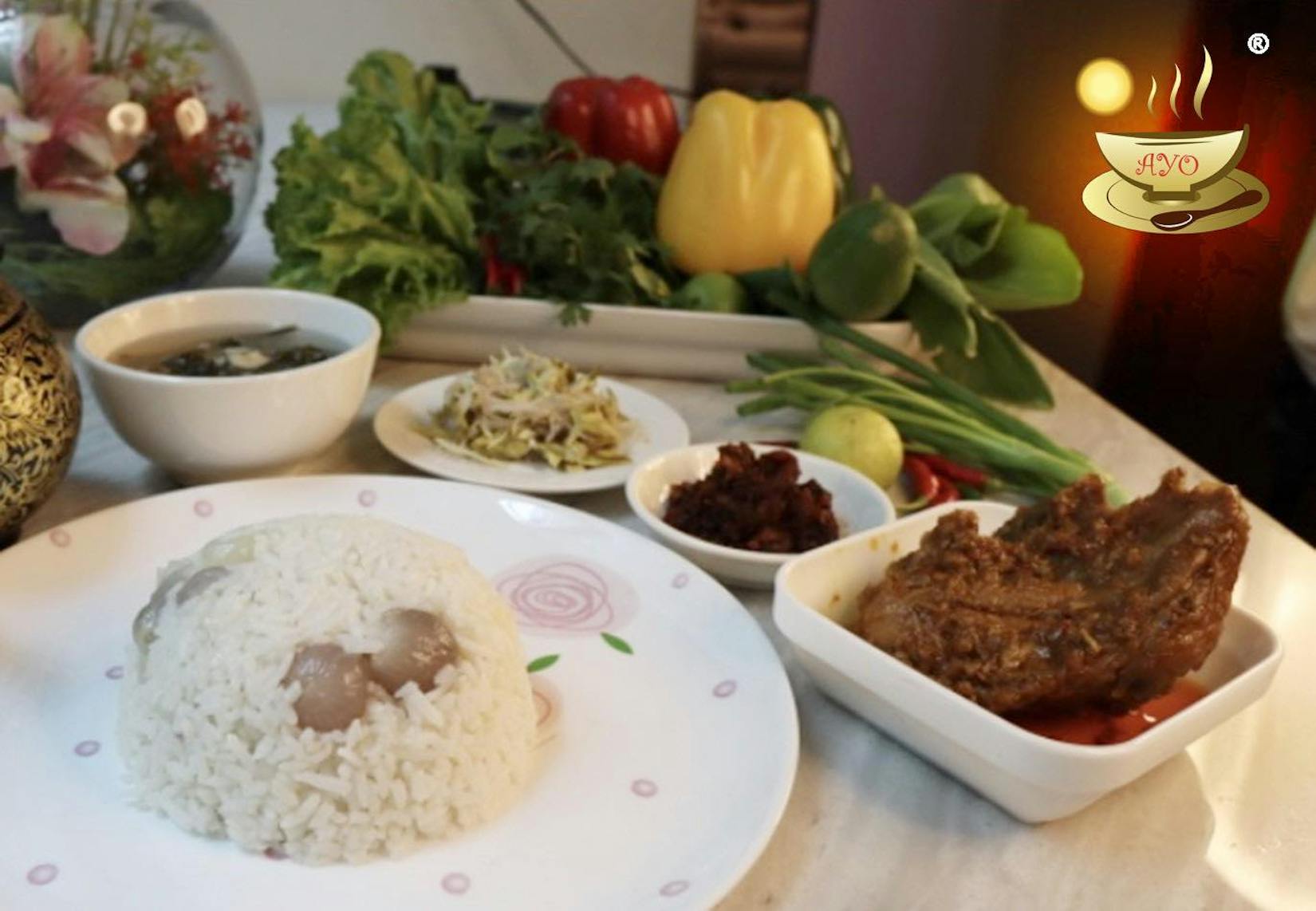အရဏ္ဦး Yangon Noodle Bowls | yathar