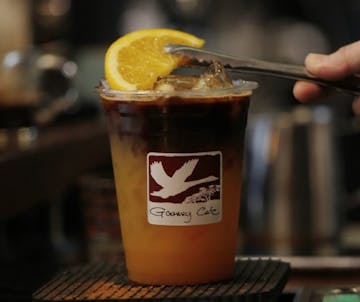 Goossy cafe single-origin coffee photo by Da Vid  | yathar