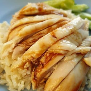 Hainanese chicken rice shop Nong Muay Charan 60 | yathar