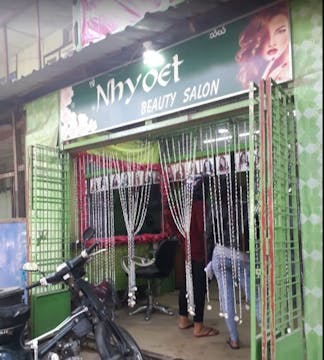 Nhyoet Beauty Salon photo by Mg Mg Myint  | Beauty