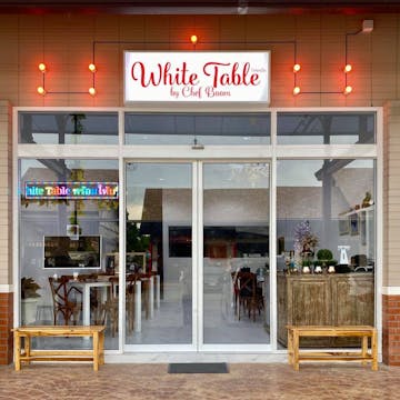 White Table Restaurant by Chef Boom photo by Phooe  | yathar