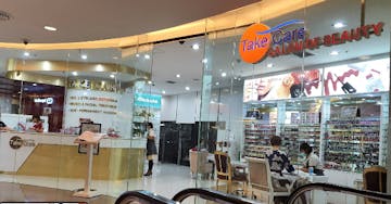 Take Care Salon of Beauty (Silom Complex) photo by Phooe  | yathar